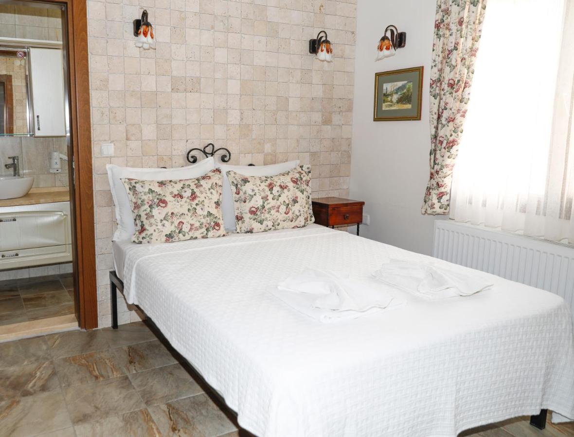 Villa Lotus Butik Otel Seferihisar Exteriör bild